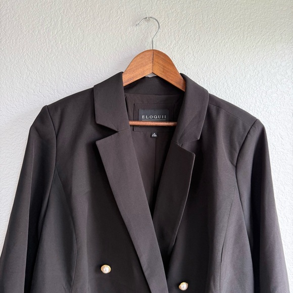 Eloquii Black Blazer with Gold Buttons - Picture 4 of 9